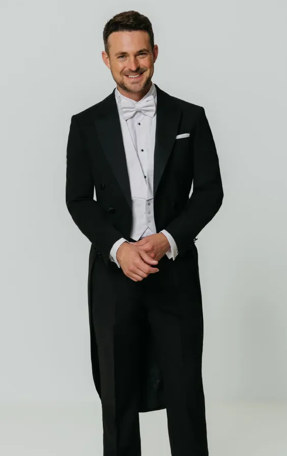 100% Wool White Tie 2 Piece Suit thumbnail 2
