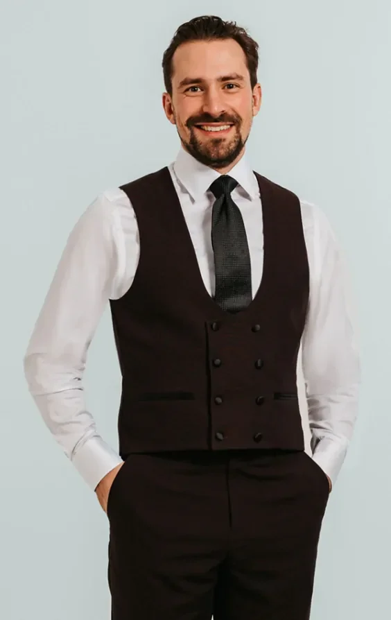 Burgundy 3 Piece Tuxedo with Peak Lapel & Black Trousers thumbnail 9