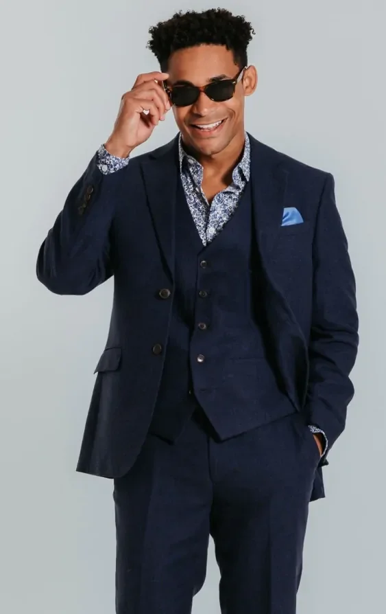 Navy Linen 3 Piece Suit thumbnail 2