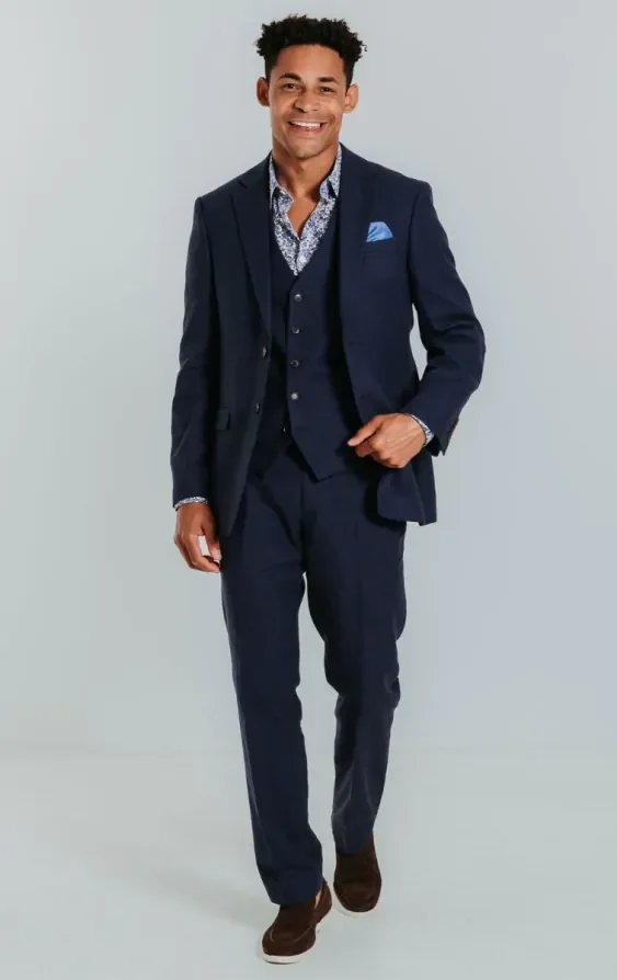 Navy Linen 3 Piece Suit thumbnail 3