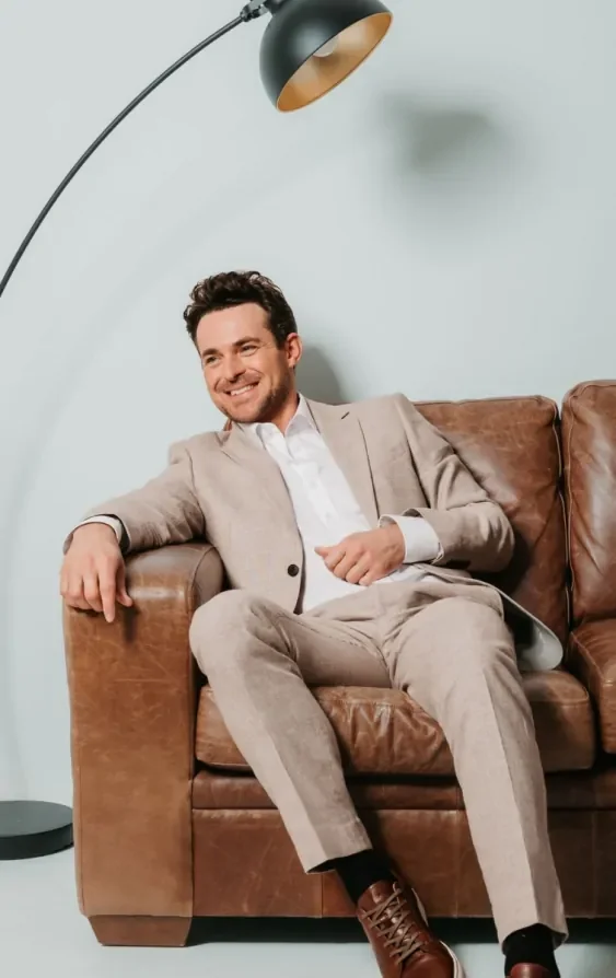 Sand Linen Suit thumbnail 4