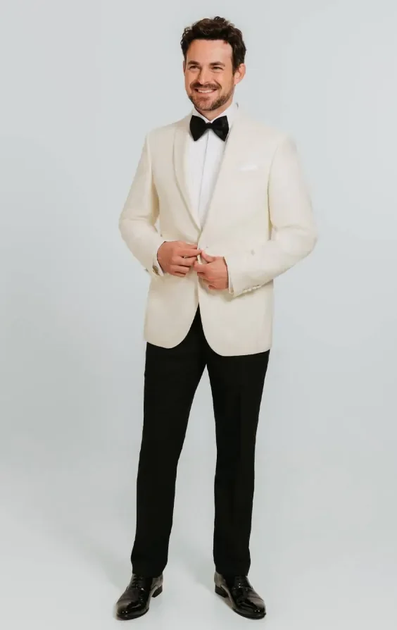 White Shawl Lapel Tuxedo thumbnail 3