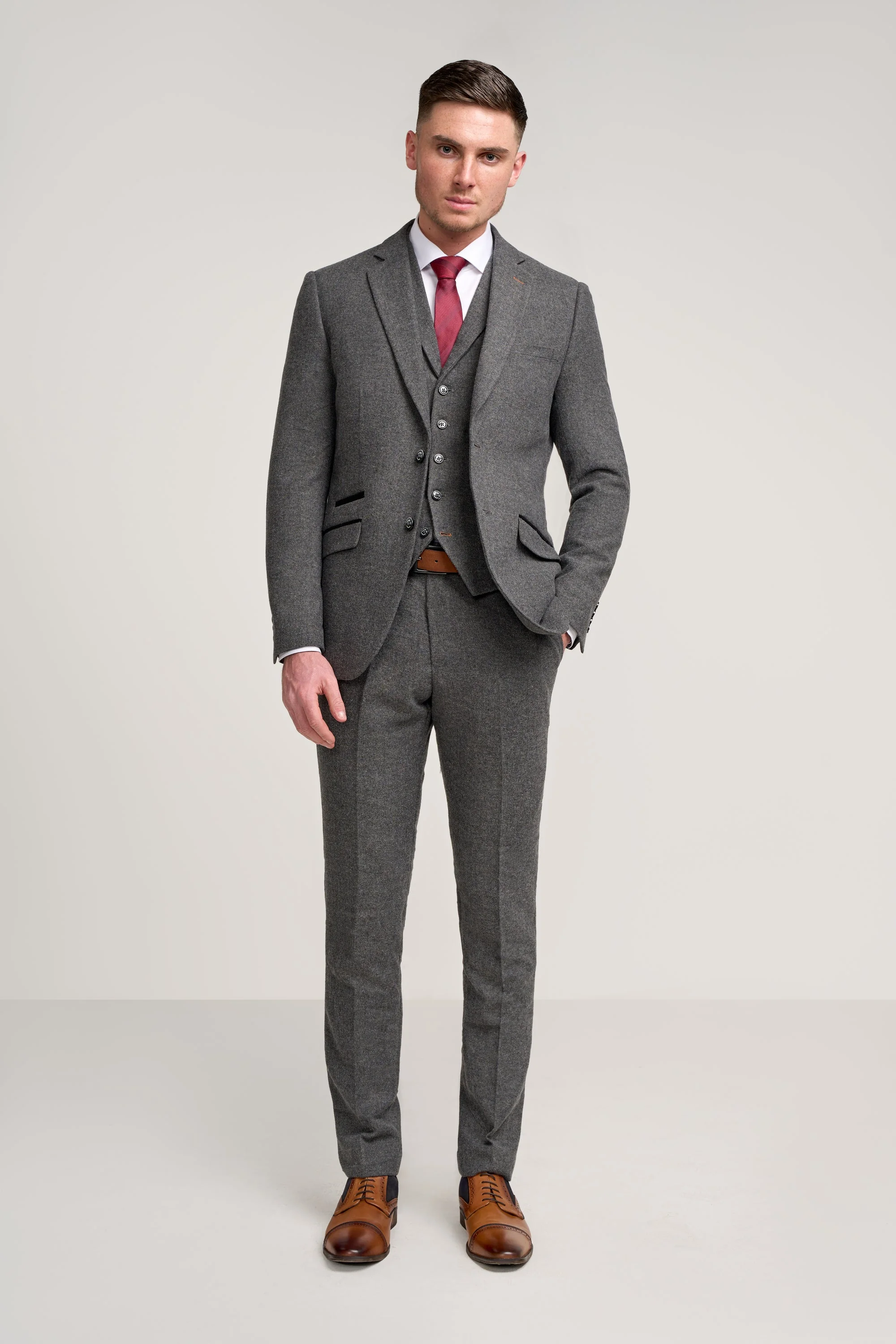Cosmo Grey Three Piece Suit thumbnail 2