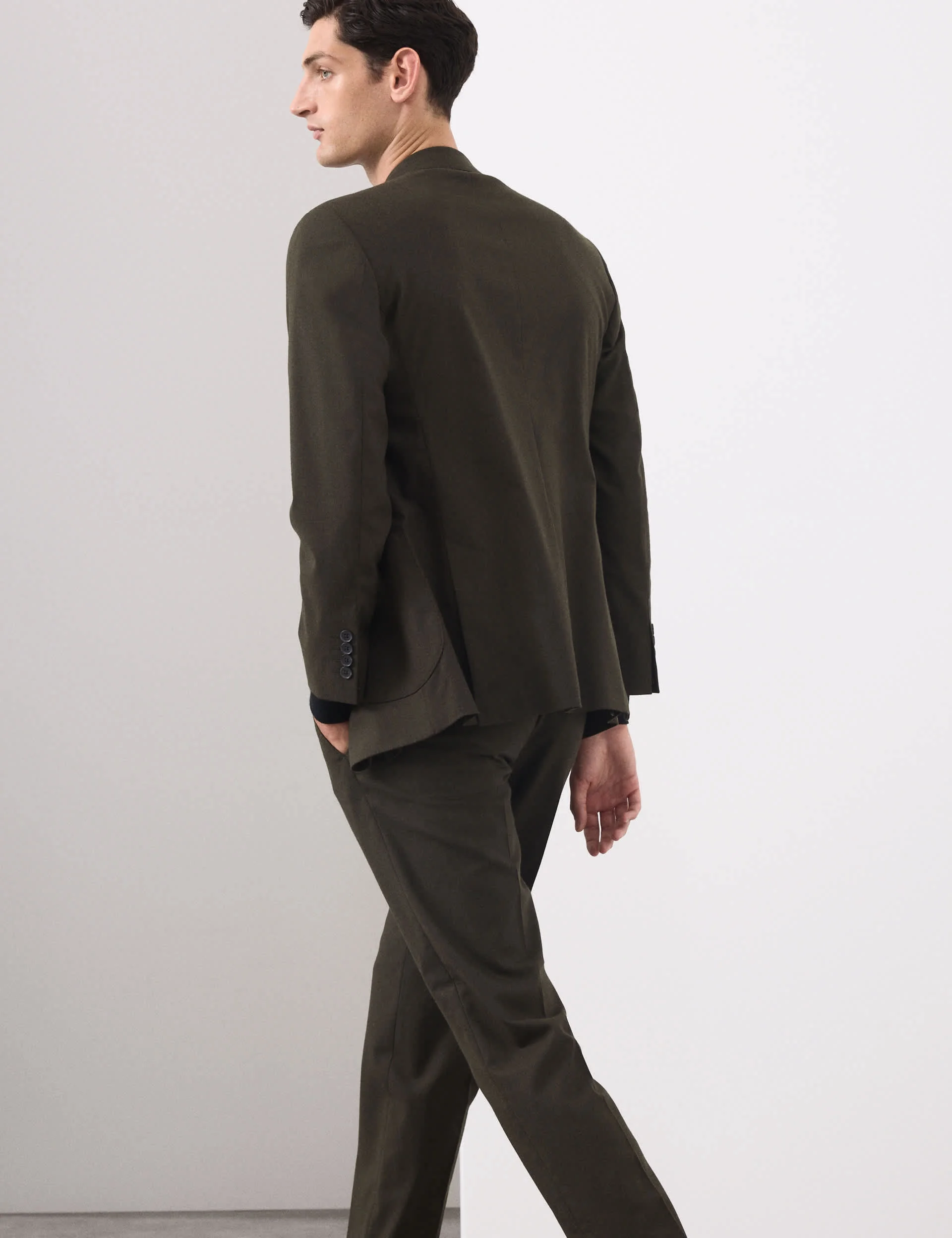 Tailored Fit Italian Wool Blend Performance Suit Jacket thumbnail 4