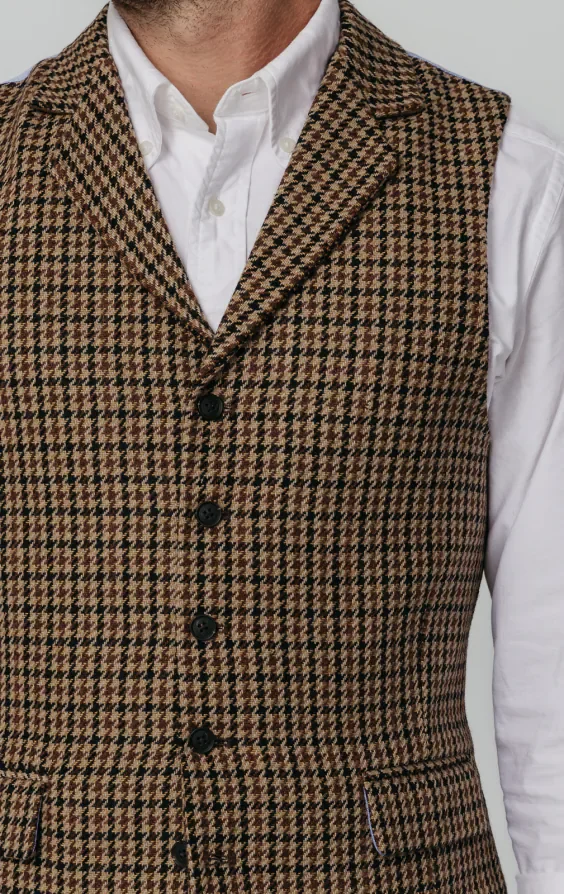 Brown Houndstooth Tweed Waistcoat thumbnail 4