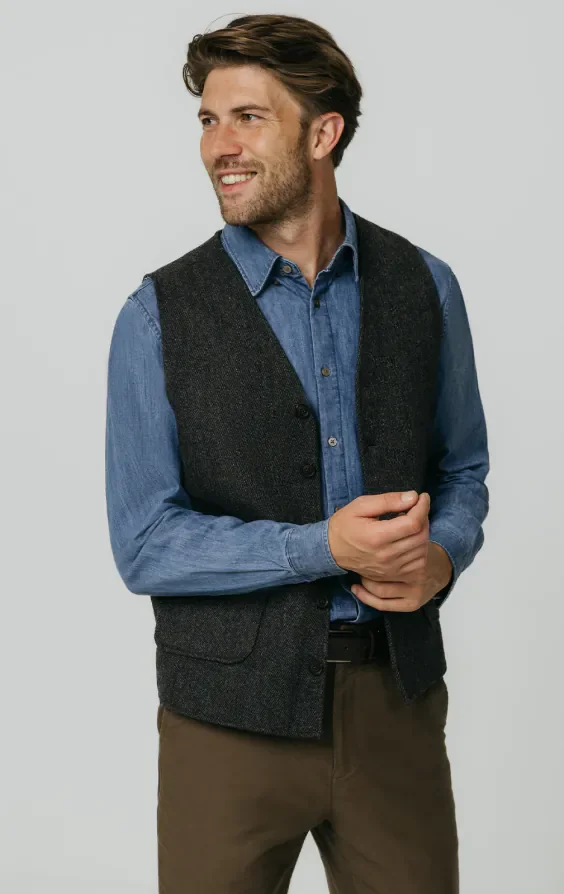 Grey Barleycorn Tweed Waistcoat with Patch Pockets thumbnail 4