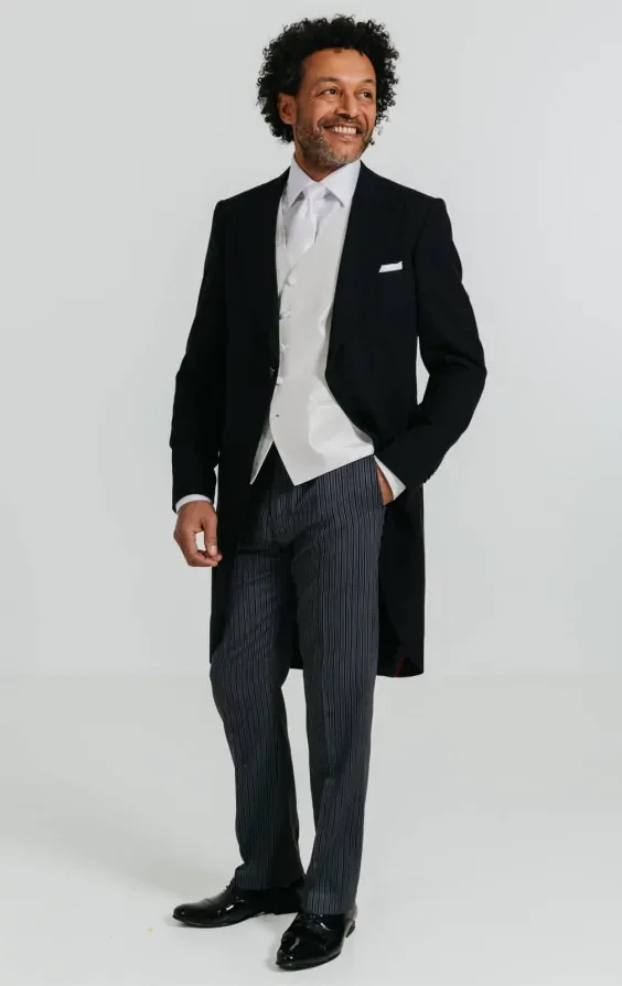 Ivory Dupion Waistcoat thumbnail 3