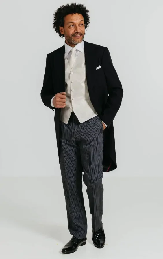 Ivory Paisley Waistcoat thumbnail 3