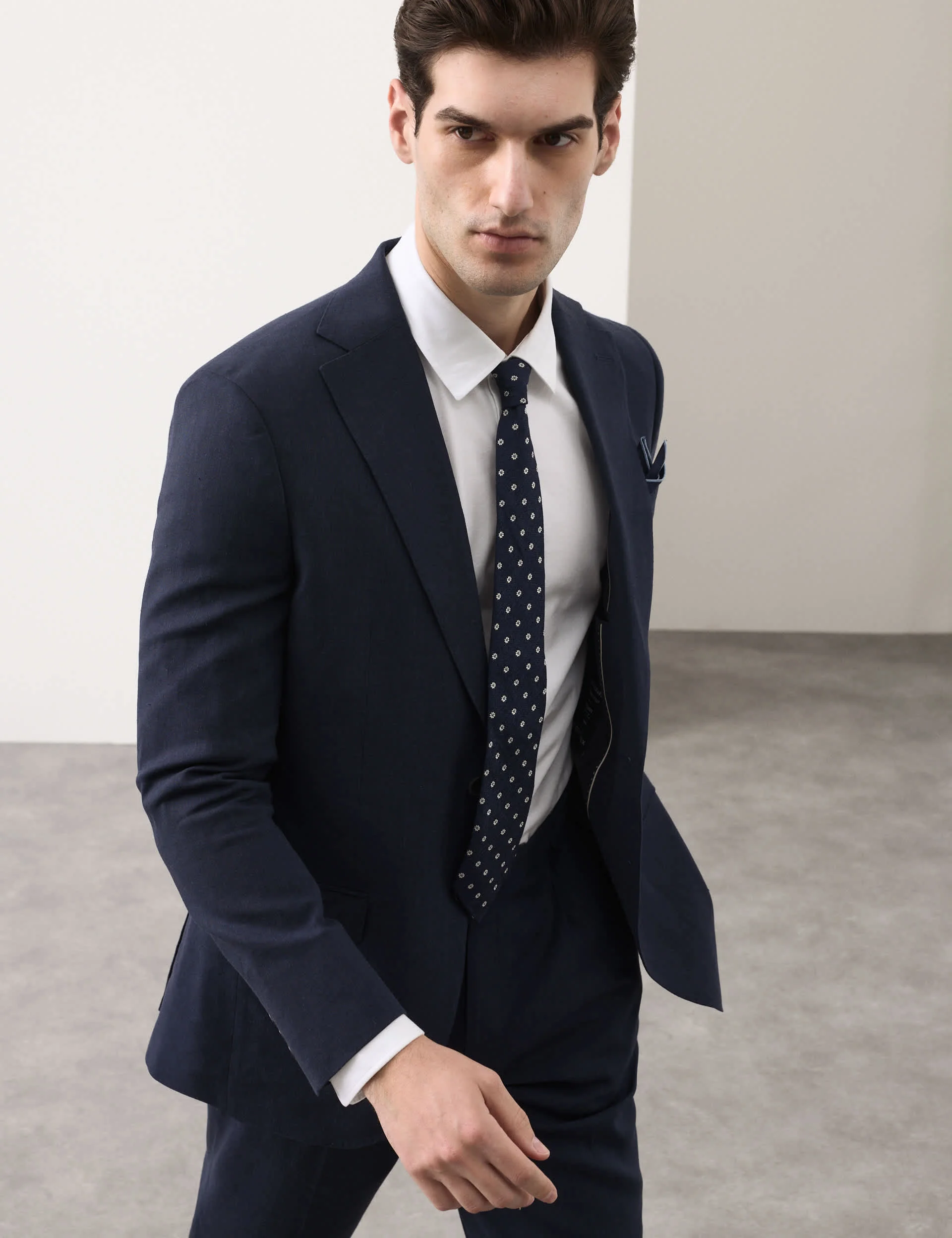 Tailored Fit Italian Performance Linen Blend Suit Jacket thumbnail 10