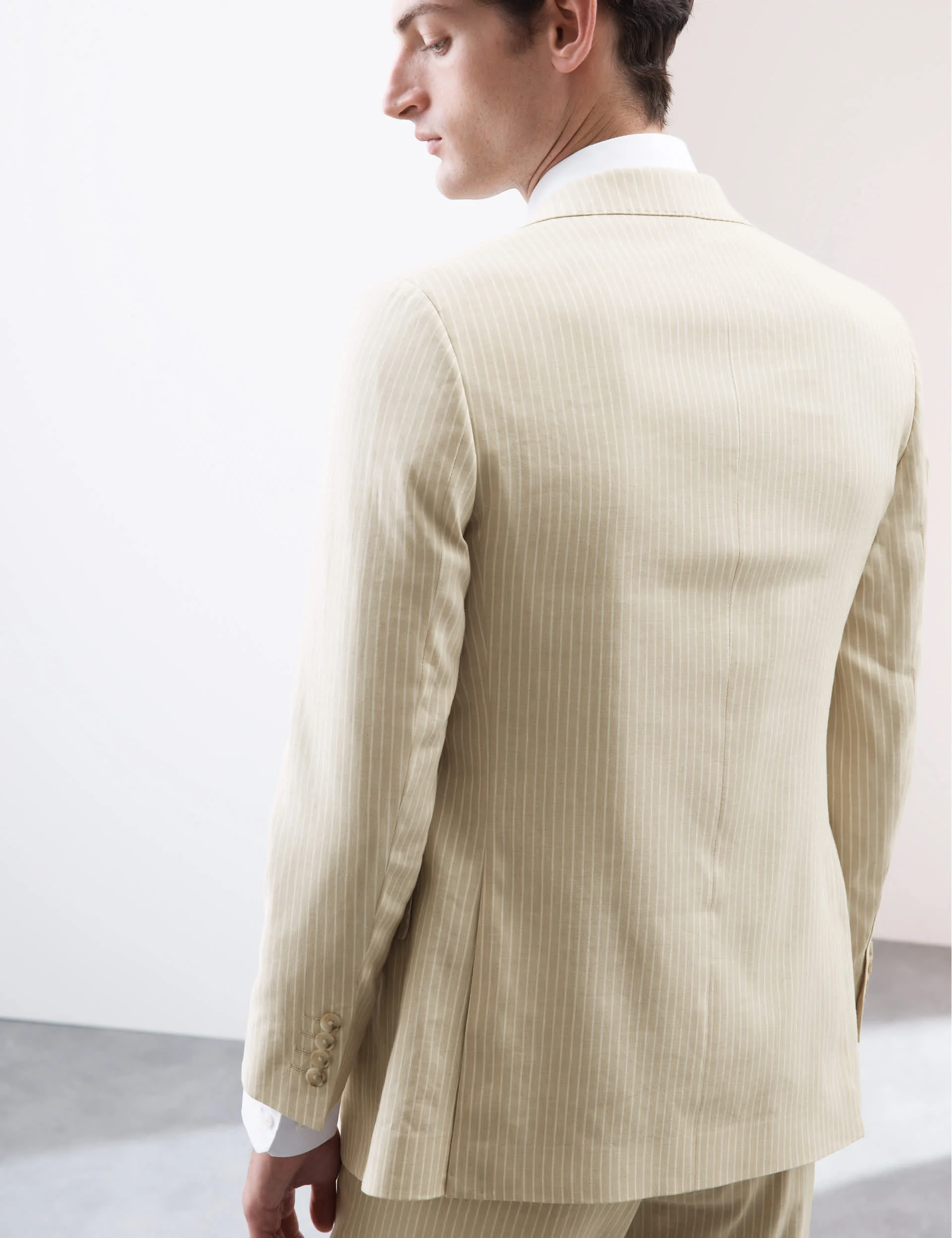 Tailored Fit Linen Rich Jacket thumbnail 8