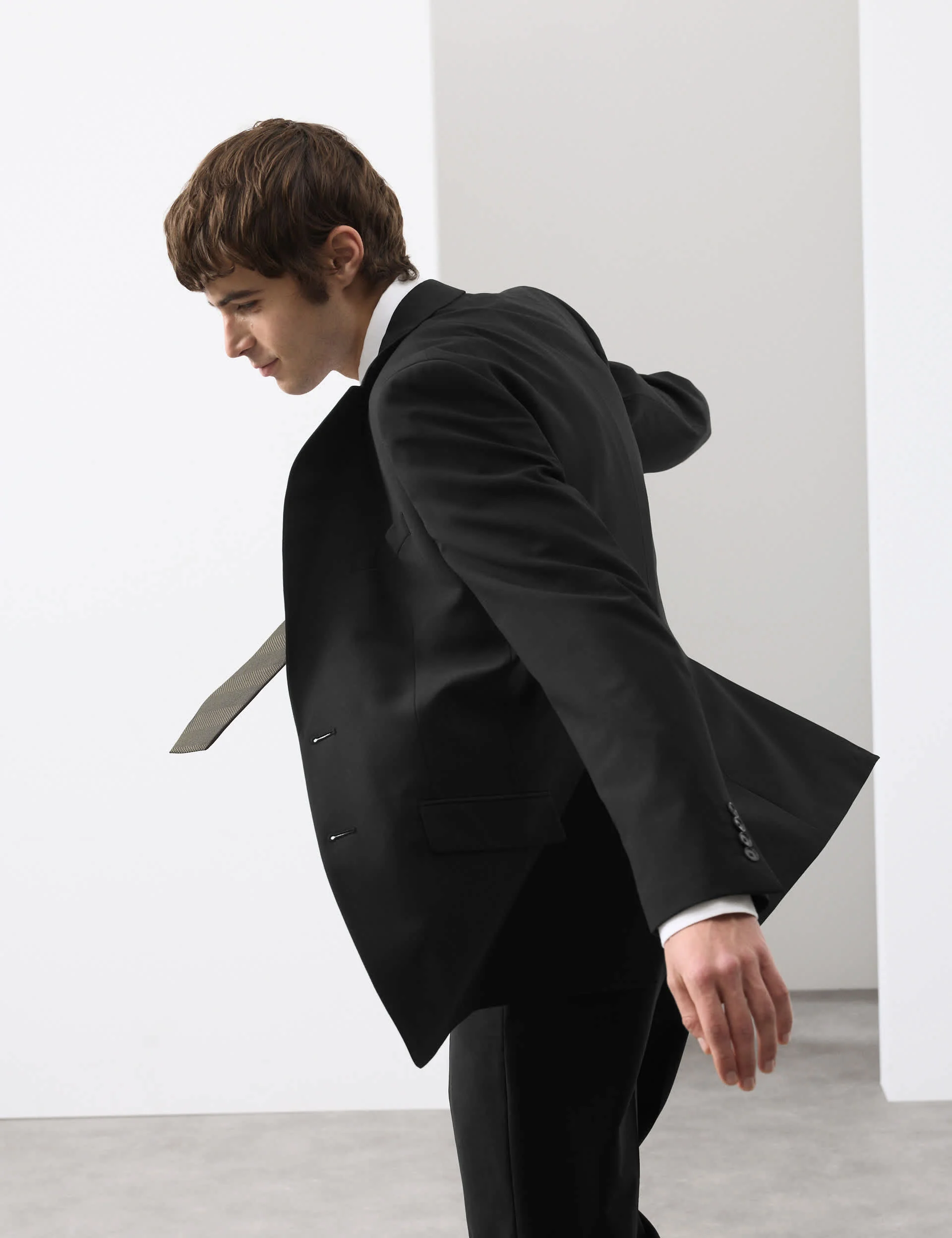 Tailored Fit Performance Suit Jacket thumbnail 3