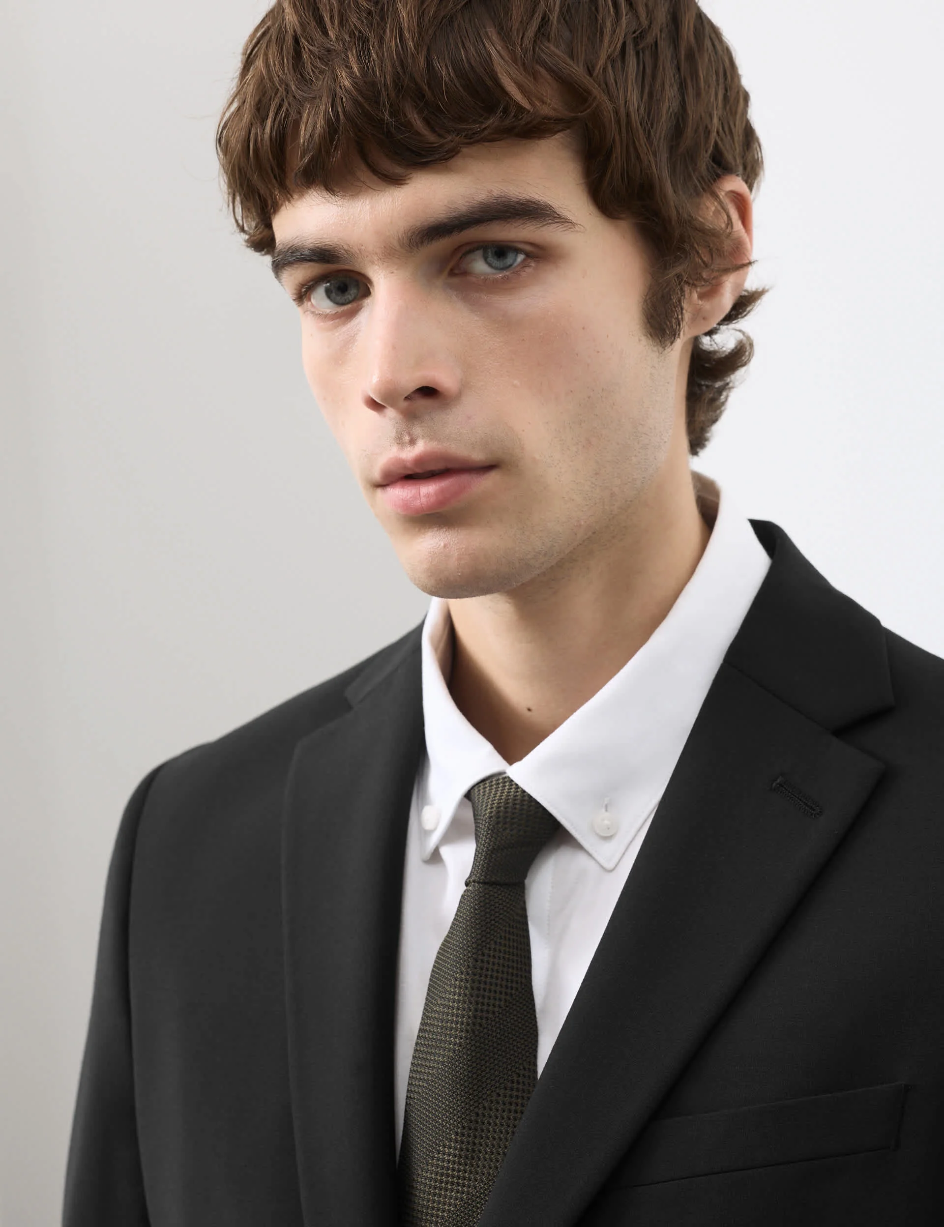 Tailored Fit Performance Suit Jacket thumbnail 7